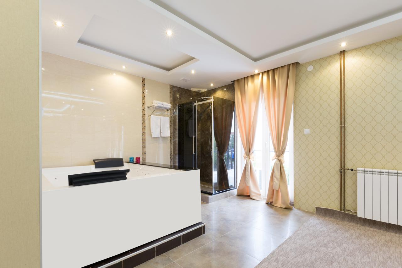 Hotel Sabor Belgrado Esterno foto
